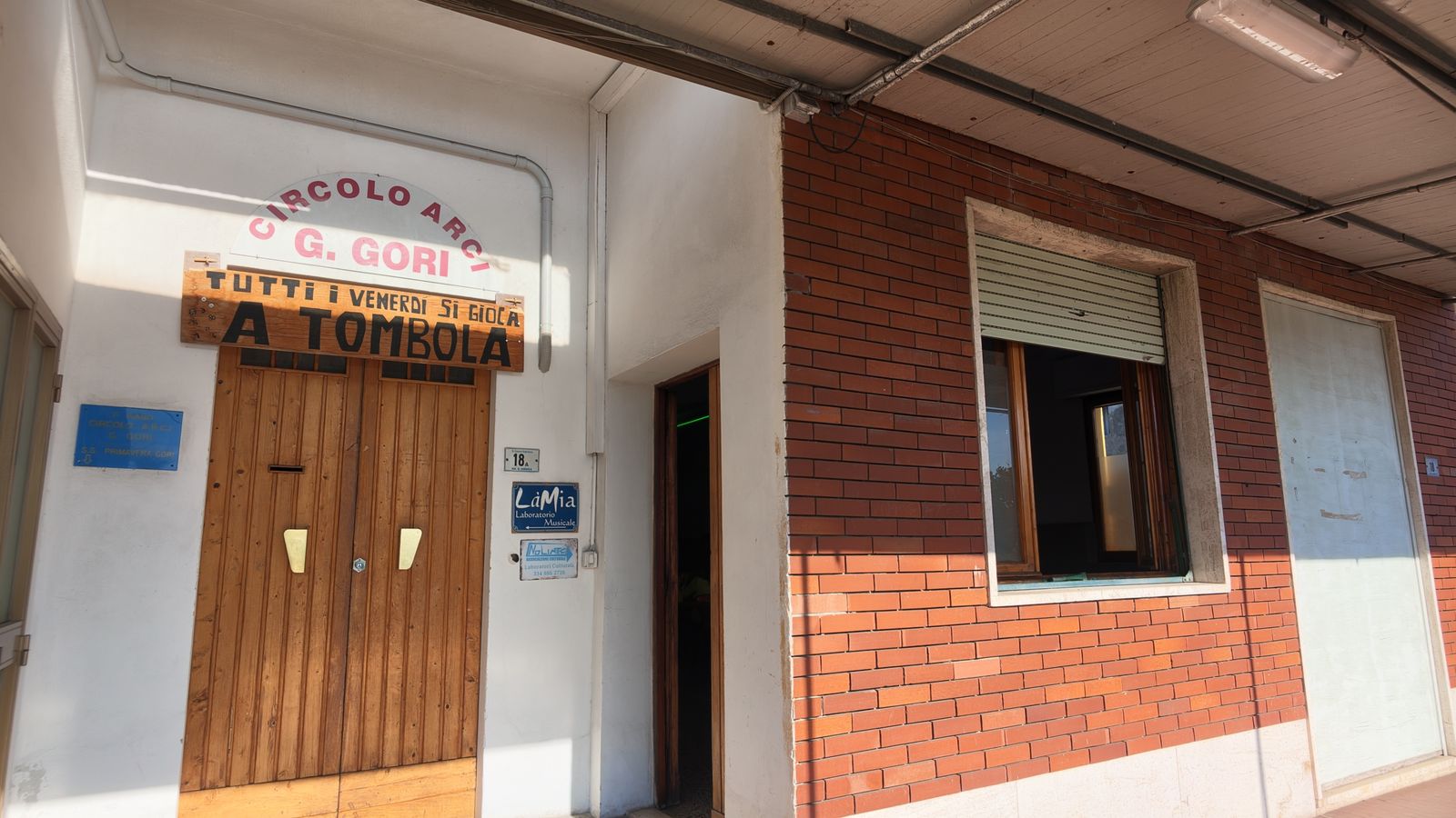 Ingresso del Circolo ARCI G. Gori a Santa Croce sull'Arno